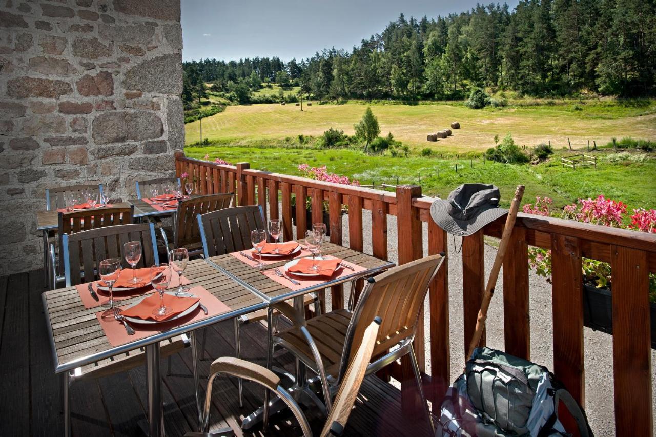 Logis Hotels Les Granges De Bigose Rimeize Exterior foto